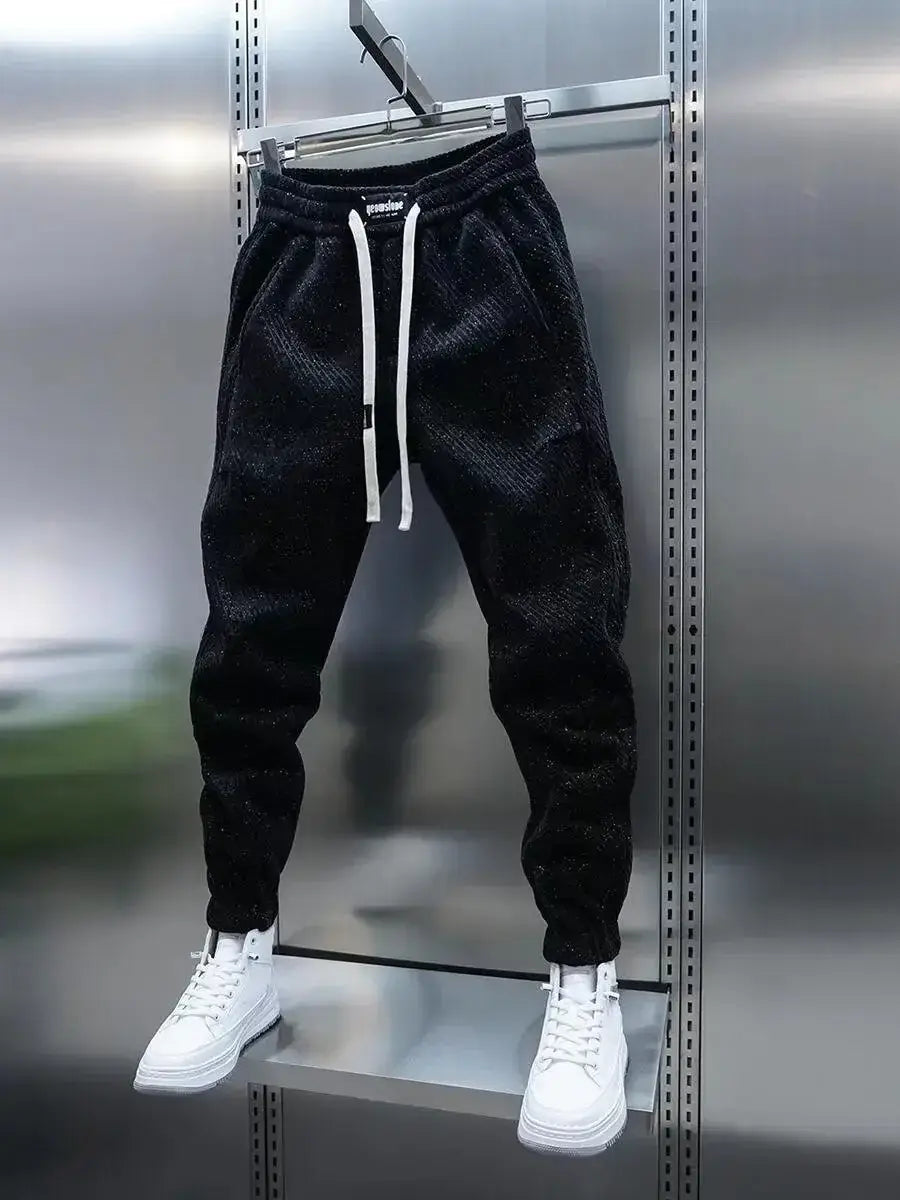 André Ferran Schmal geschnittener Jogger